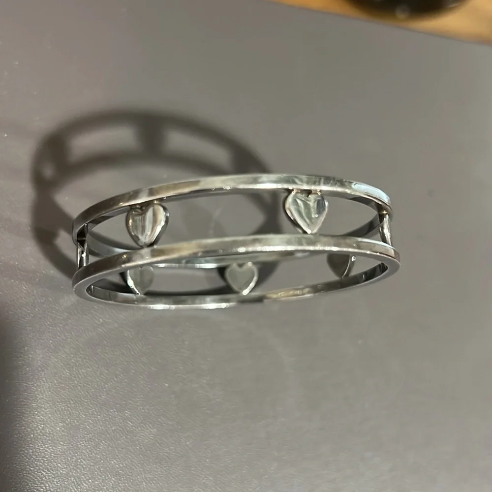 Tiffany & Co. 7 heart stencil bangle - Picture 2 of 11